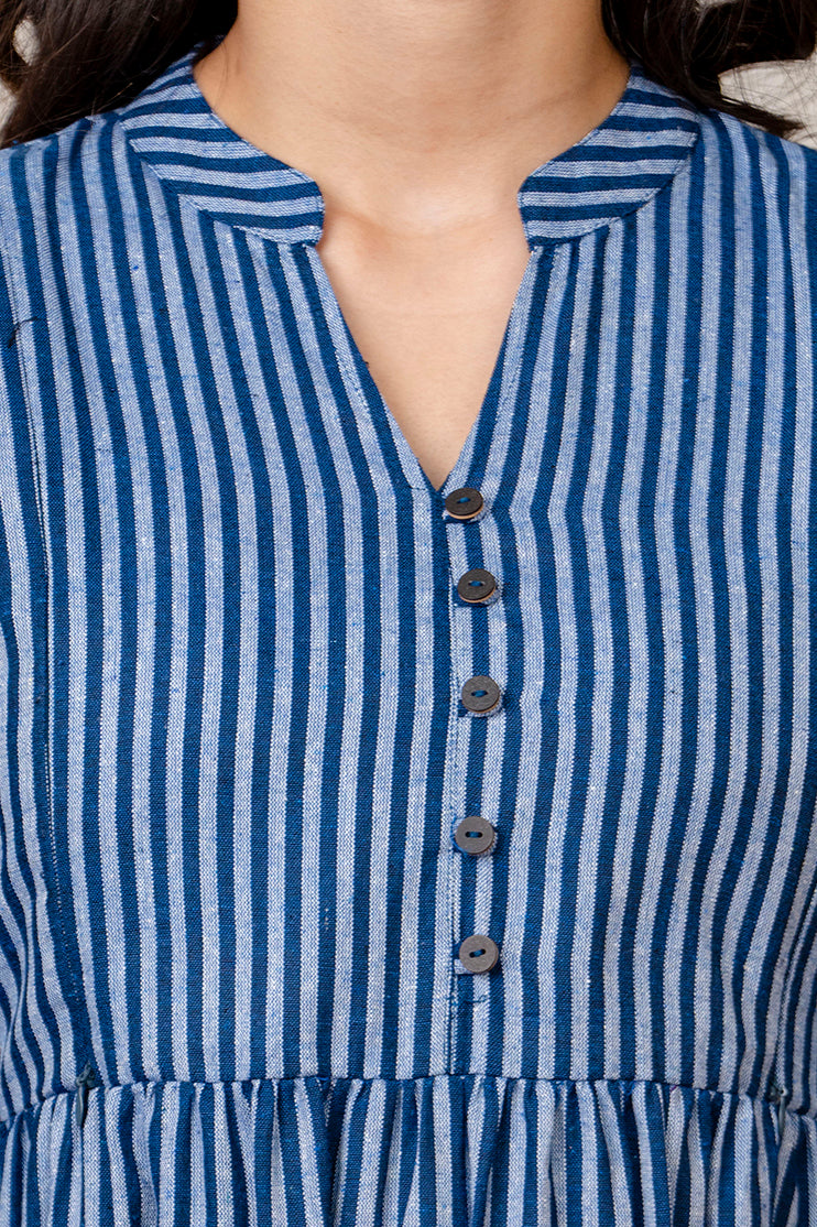 WOMOON Anarkali Blue Lining Printed Flared Maternity Dress collar design for her