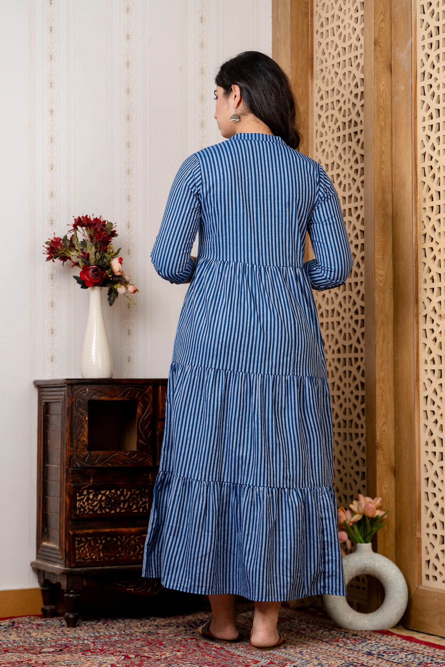 WOMOON Anarkali Blue Lining Printed Flared Maternity Dress collar design for her