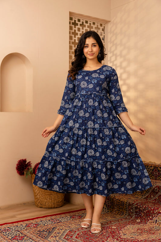 WOMOON blue maternity printed gown
