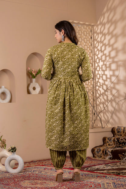 WOMOON Cotton Mehndi Green Batik printed Maternity kurta Salwar Set